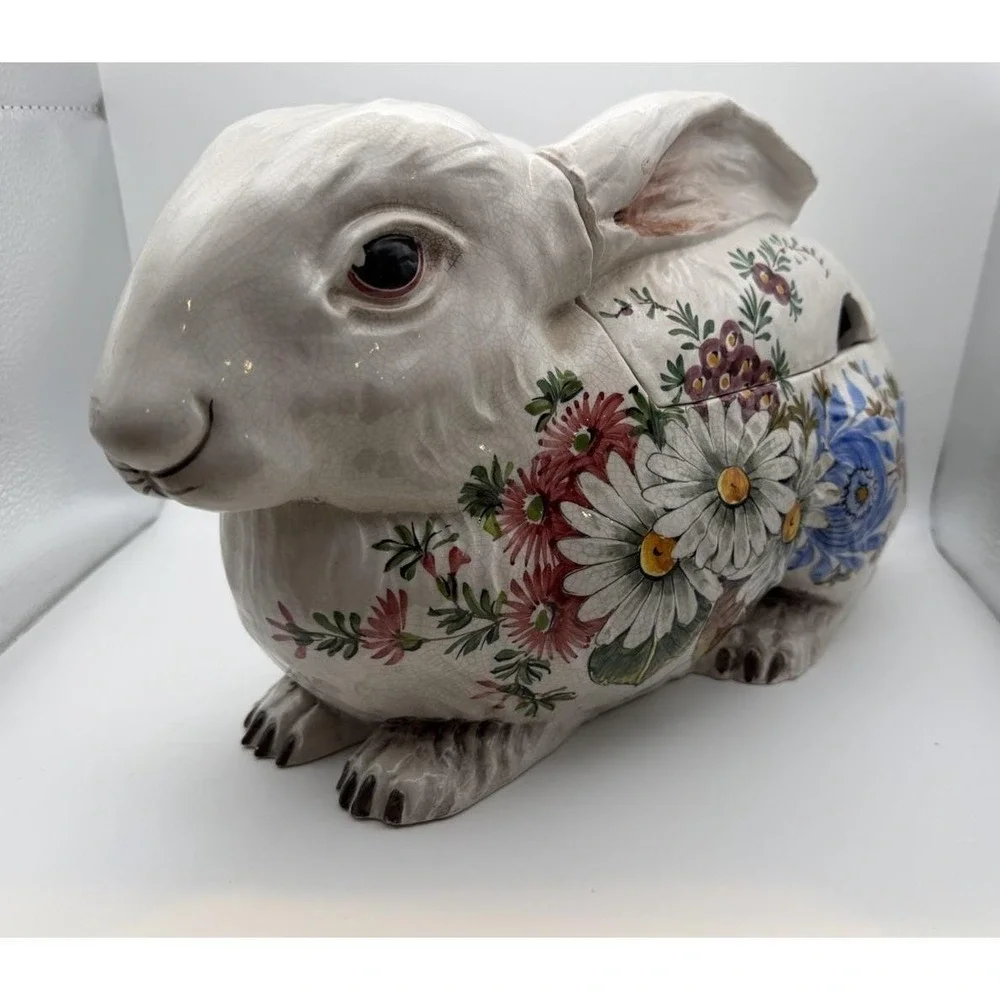 Vintage Bassano Italy Bunny Rabbit Tureen Majolica Floral Easter Centerpiece 12